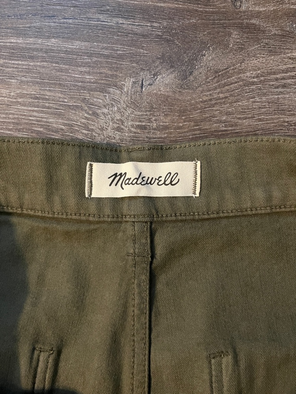 Madewell Women’s Olive Green High-Rise Pocket Shorts